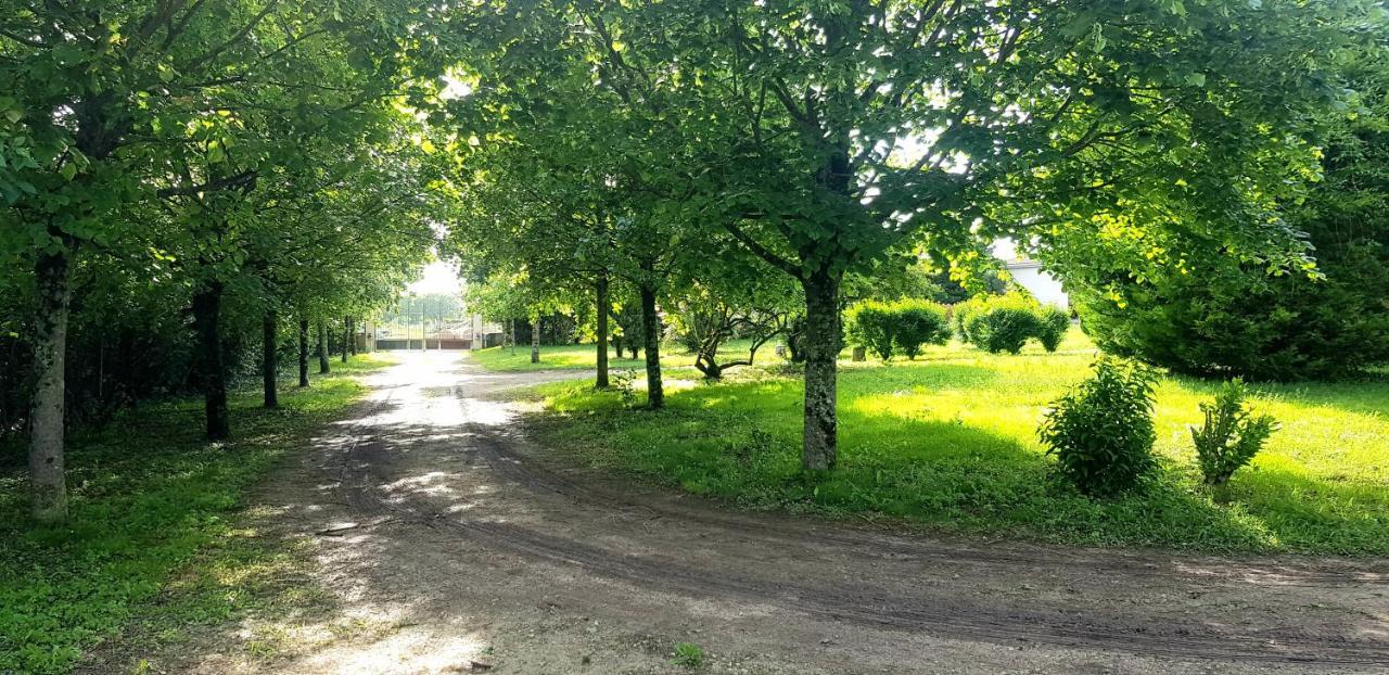 Bed and Breakfast La Revetizon Siecq Zewnętrze zdjęcie