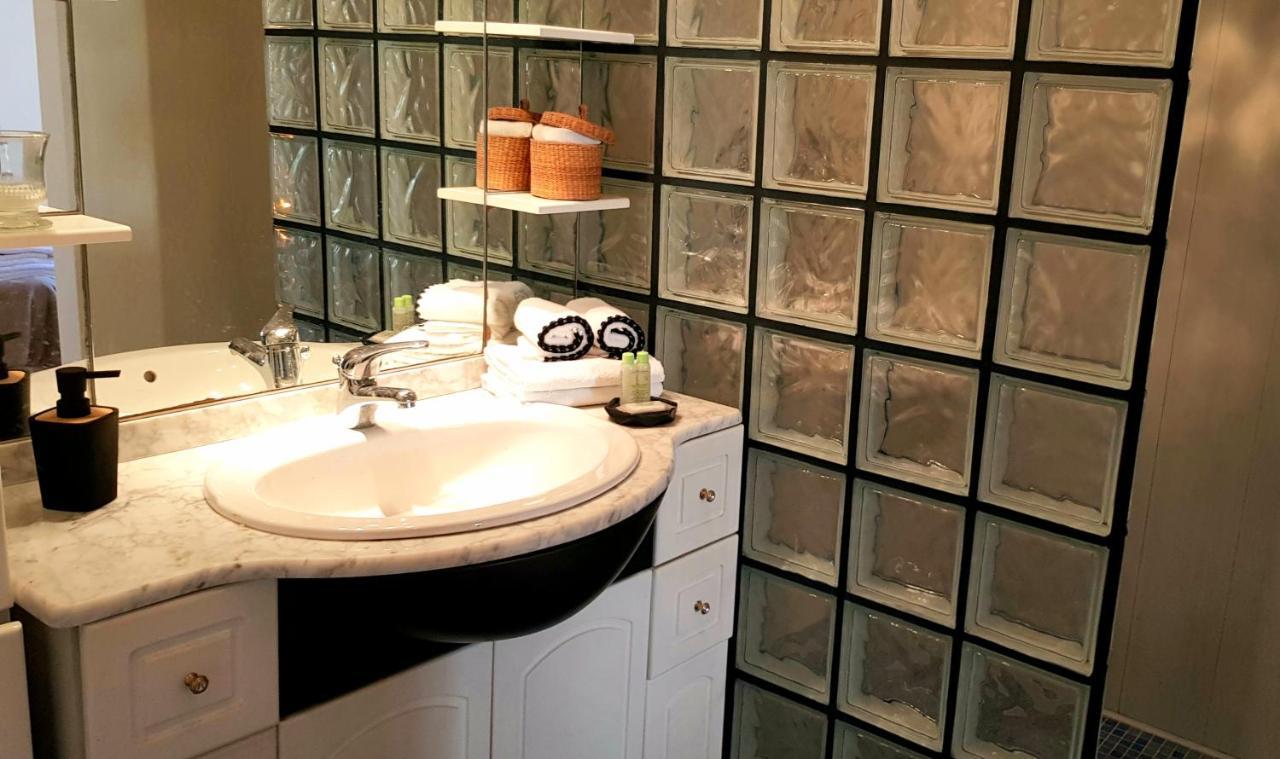 Bed and Breakfast La Revetizon Siecq Zewnętrze zdjęcie